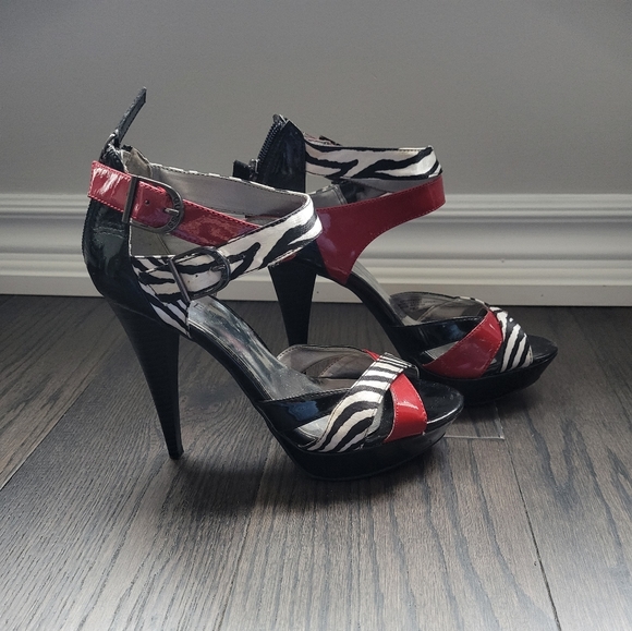 GUESS animal print heels - Picture 1 of 5